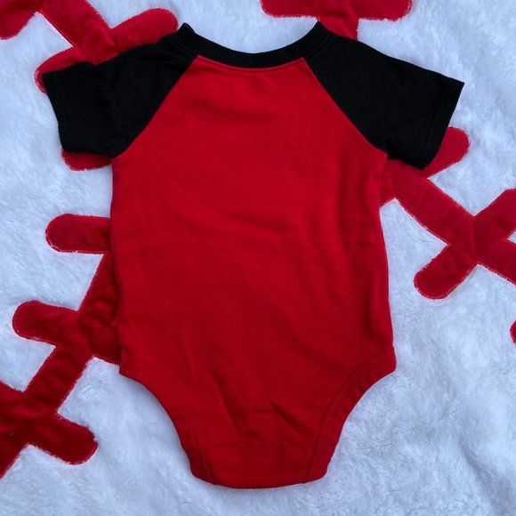Garanimals Baby Boy 6-12 Month Onesie Bodysuit Red - Picture 2 of 5
